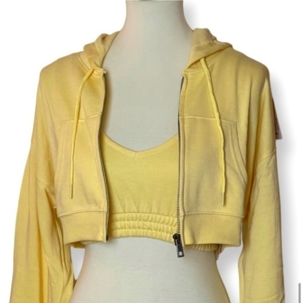 NWT Flirtitude Light Yellow Cotton Blend Cropped Hoodie + Cropped Tank - Small